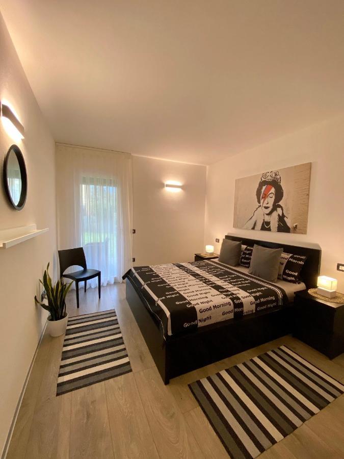 Miranda Con Giardino Privato E Pool Apartment *